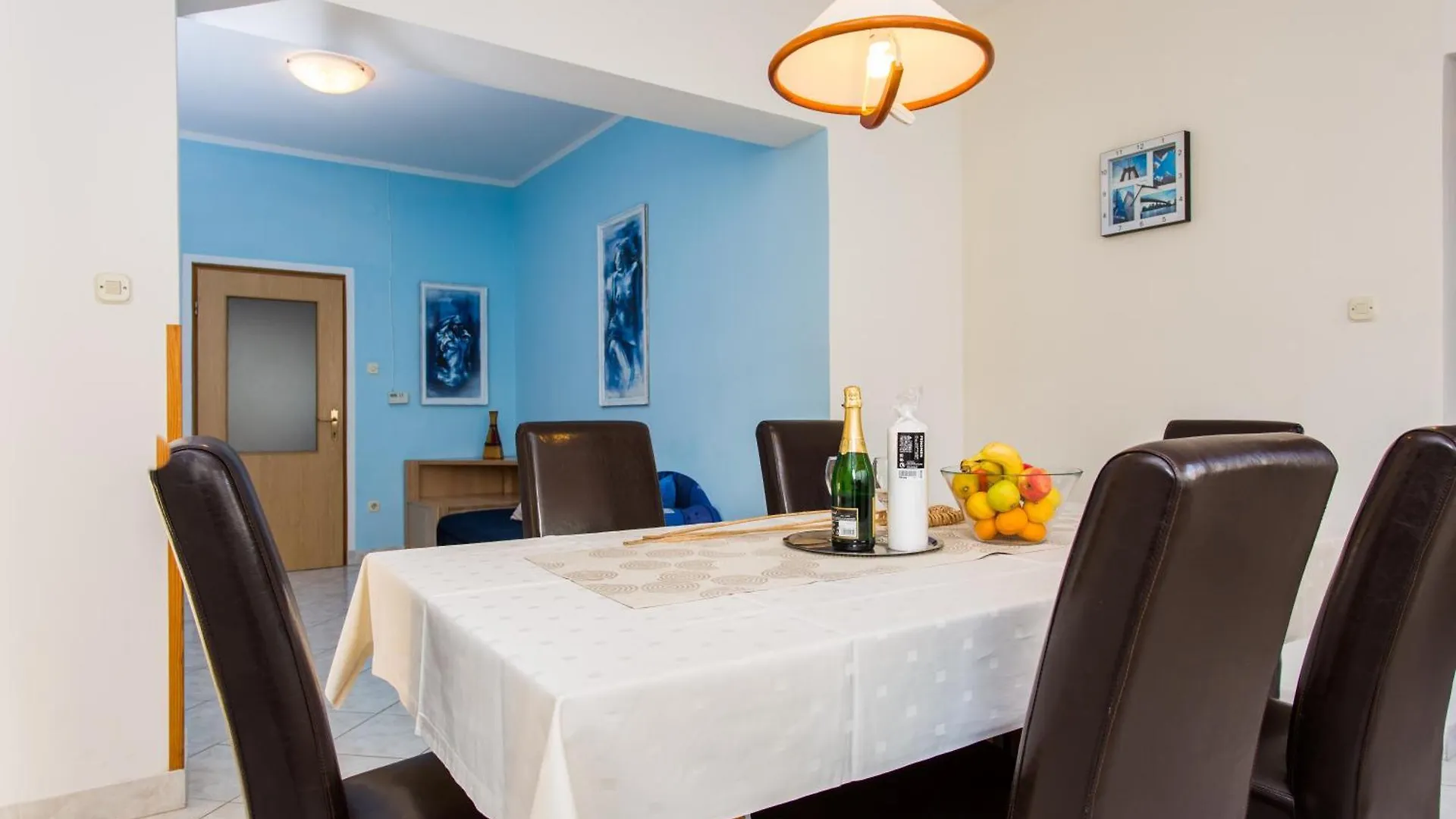 Apartments Luka 3 Baska  Croatia