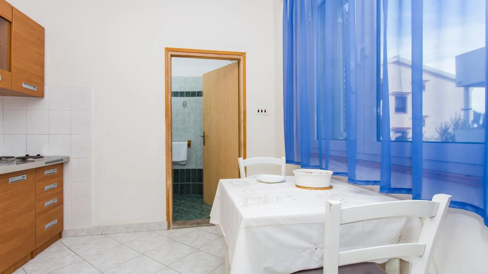 באסקה Apartments Luka 3