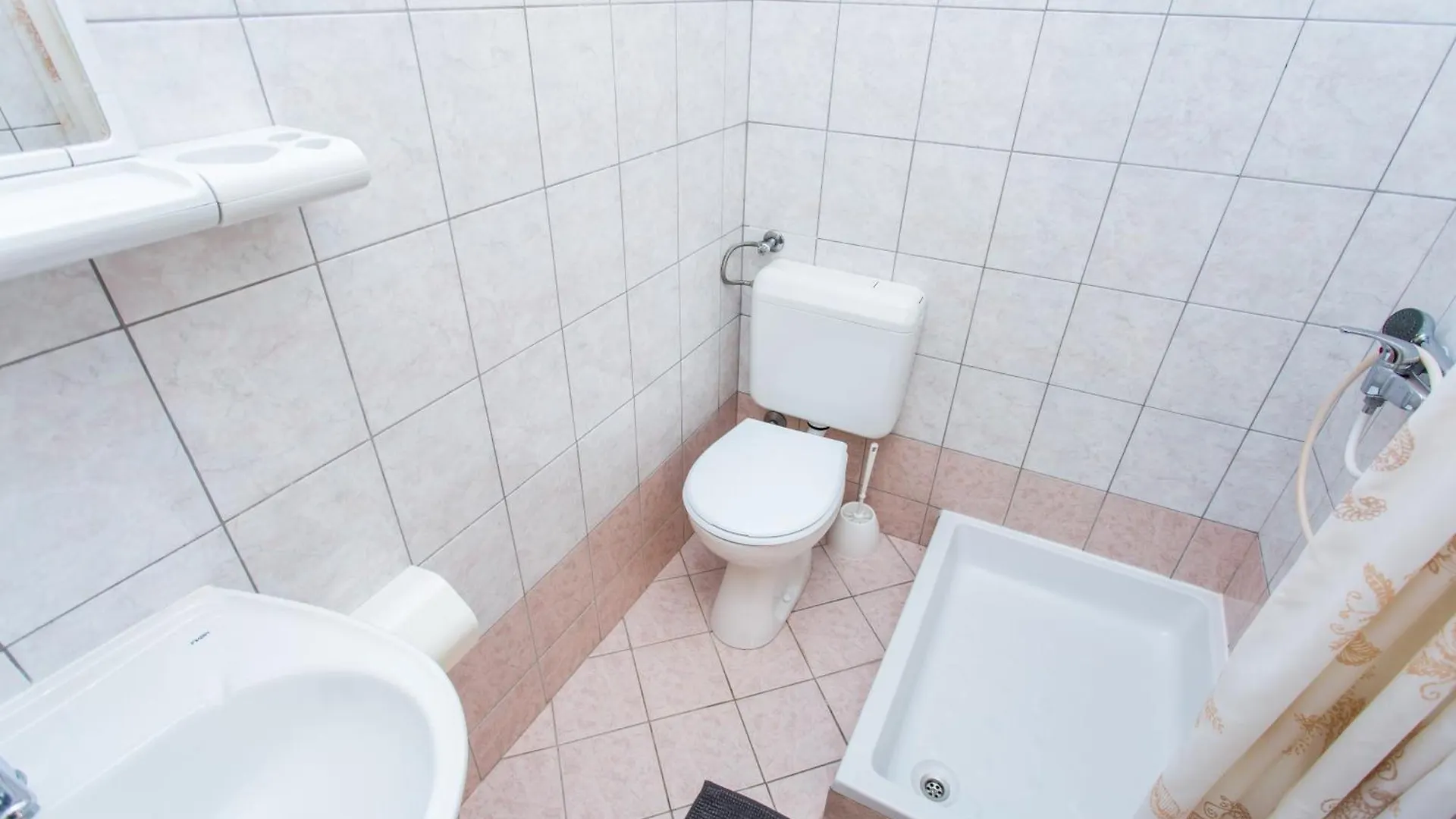 באסקה Apartments Luka 3