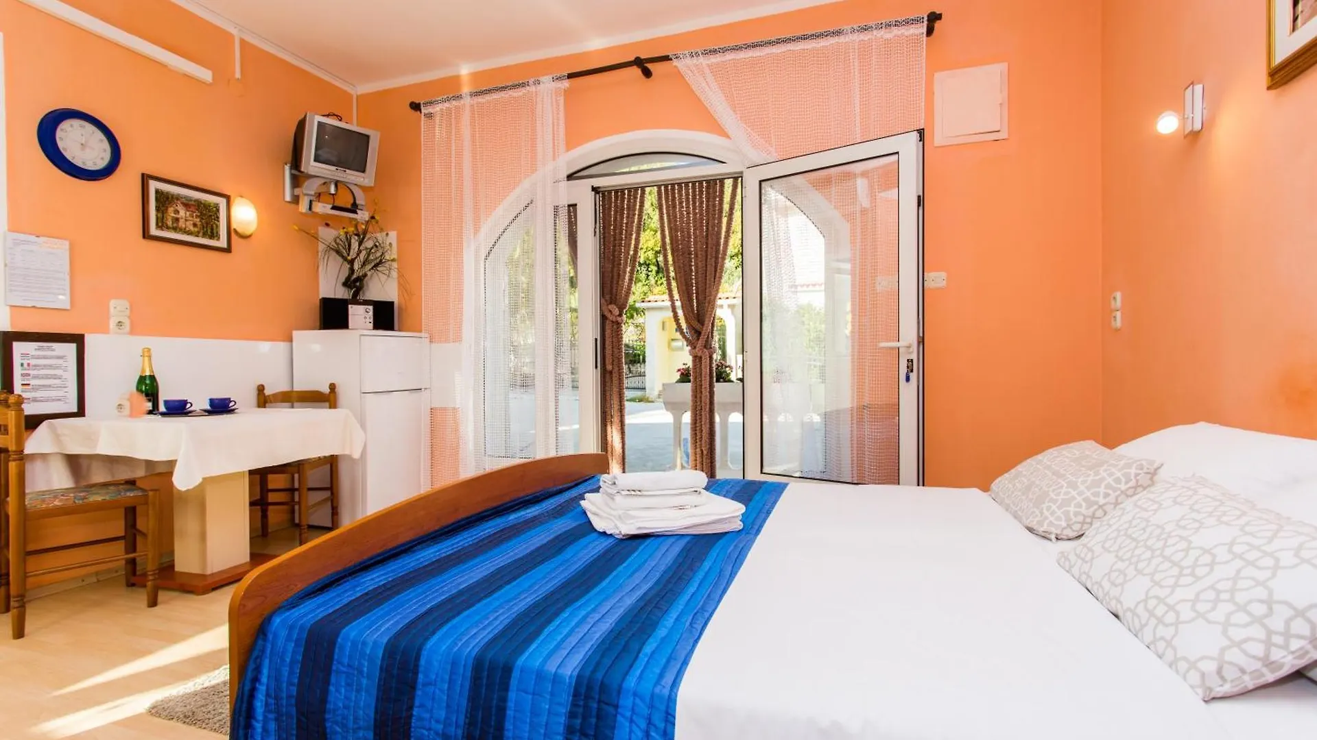 Apartments Luka 3 Baska