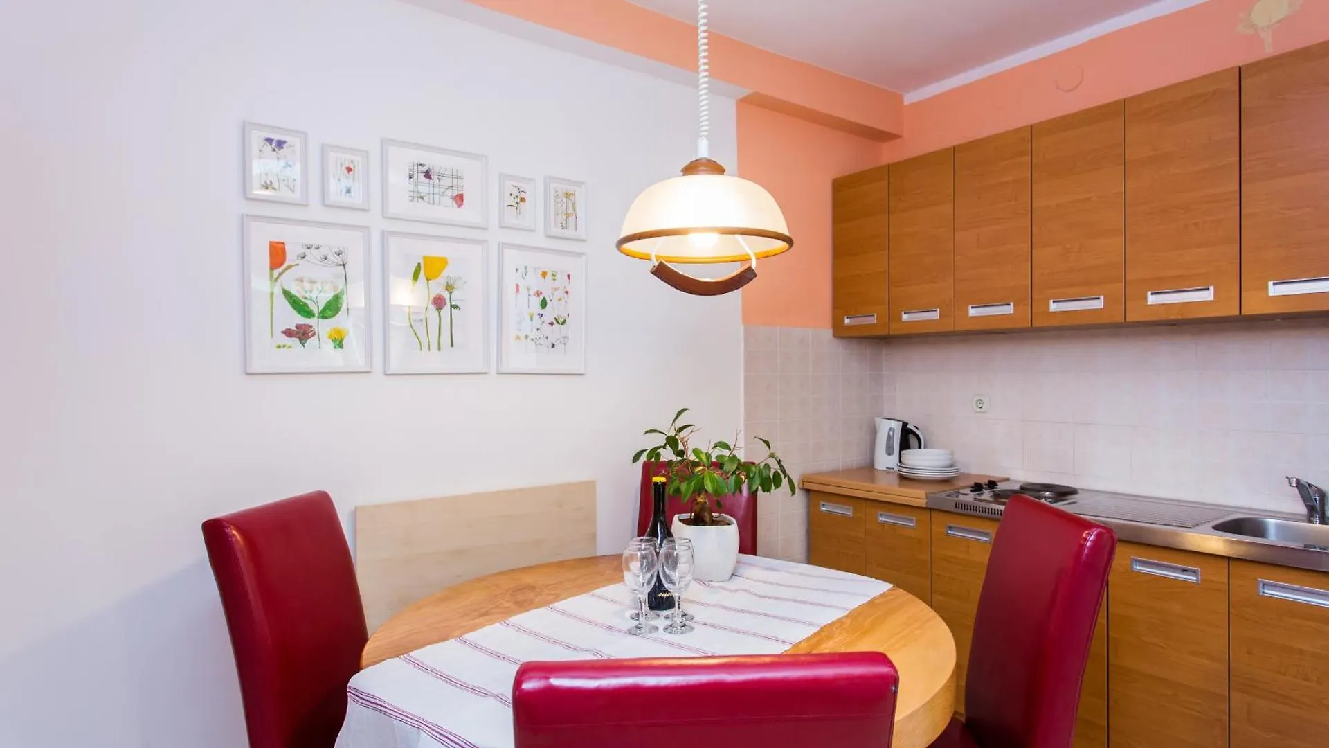 Apartments Luka 3 Baska  0*, Baska (Krk) Croatia