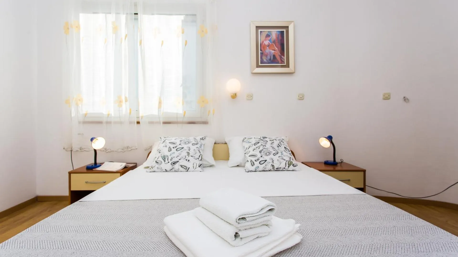 Apartments Luka 3 Baska  Baska (Krk)