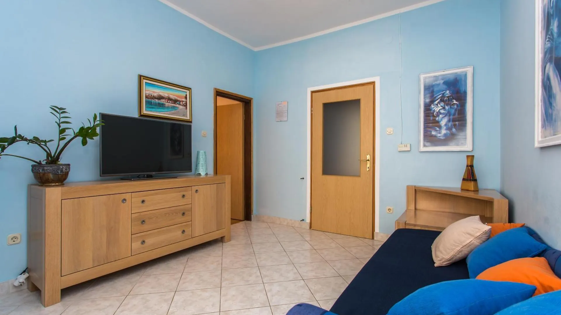 Apartments Luka 3 Baska  0*, Baska (Krk)